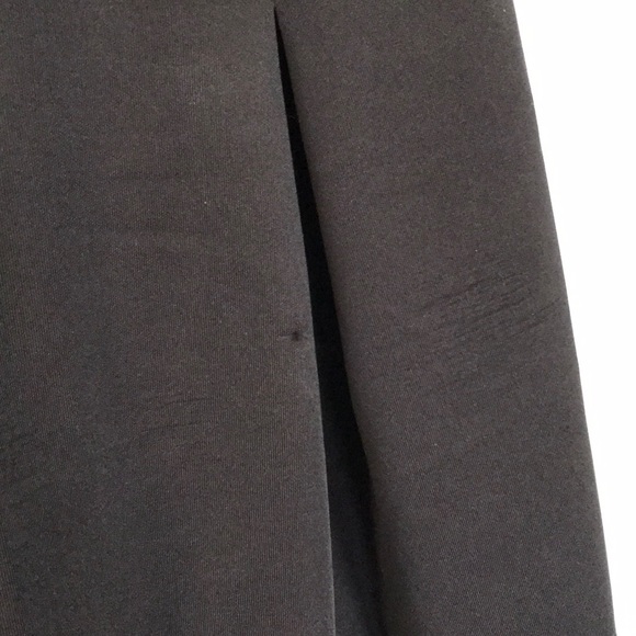 Black pleated skater dress - Picture 9 of 10